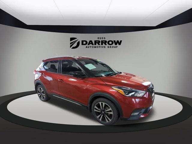 2020 Nissan Kicks SR