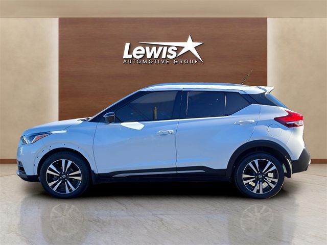 2020 Nissan Kicks SR