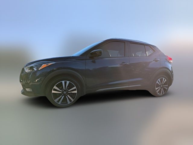 2020 Nissan Kicks SR