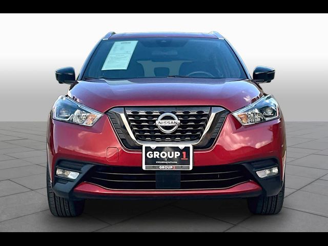 2020 Nissan Kicks SR
