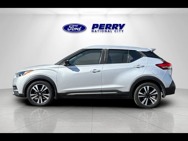 2020 Nissan Kicks SR