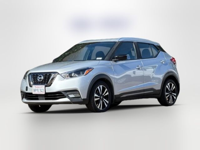 2020 Nissan Kicks SR