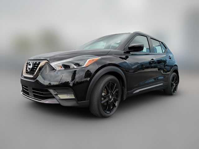 2020 Nissan Kicks SR