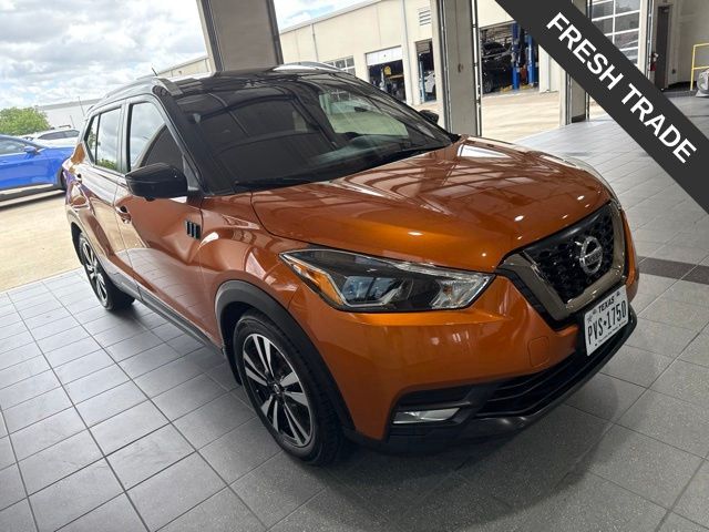 2020 Nissan Kicks SR