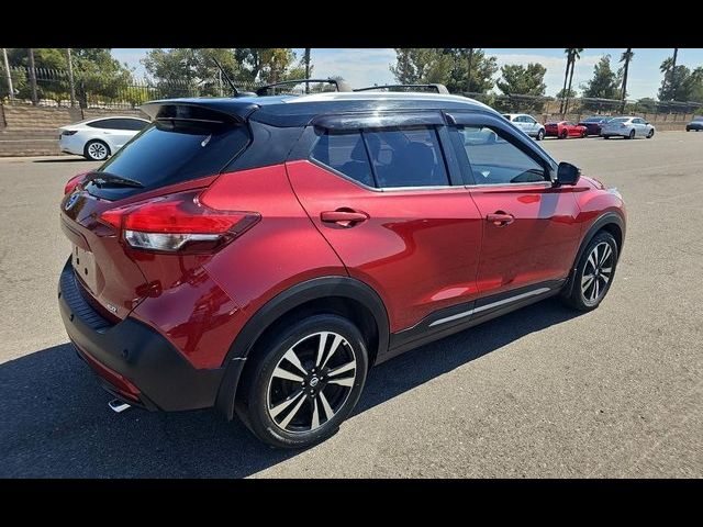 2020 Nissan Kicks SR