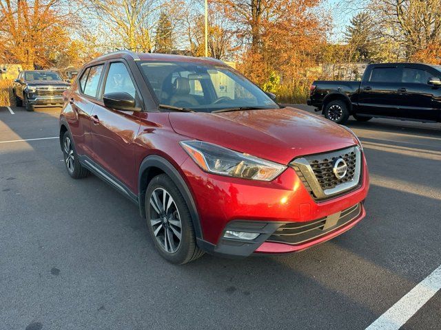 2020 Nissan Kicks SR