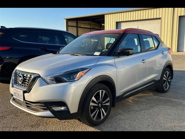 2020 Nissan Kicks SR