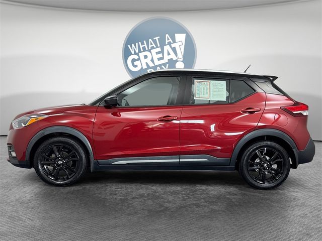 2020 Nissan Kicks SR
