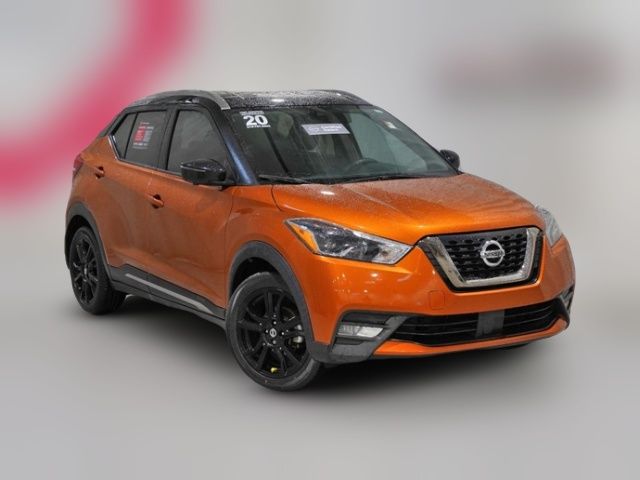 2020 Nissan Kicks SR