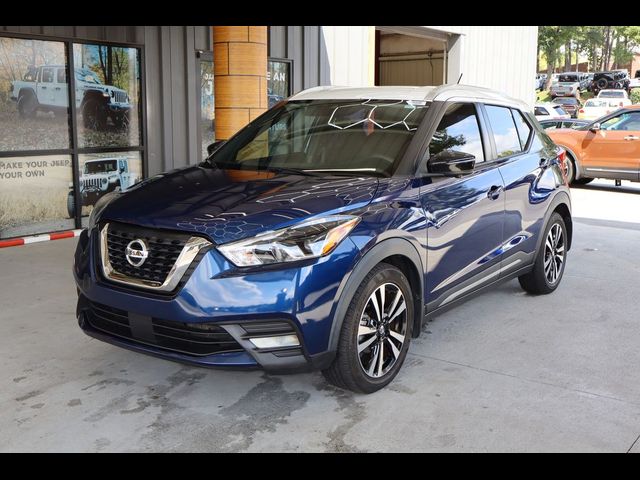 2020 Nissan Kicks SR