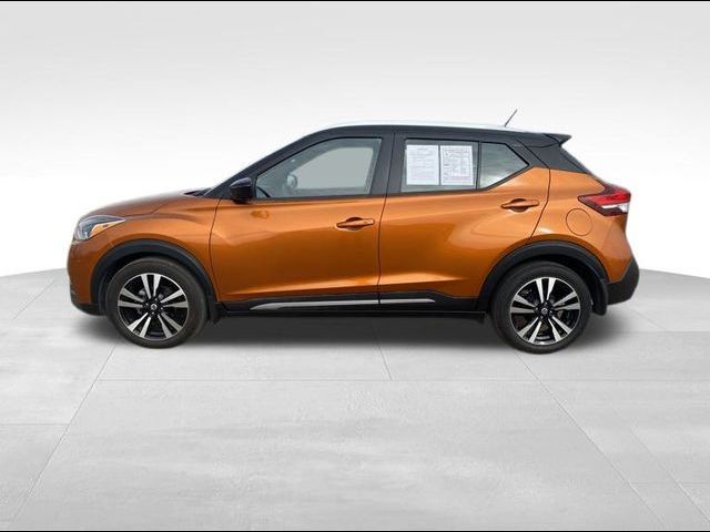 2020 Nissan Kicks SR