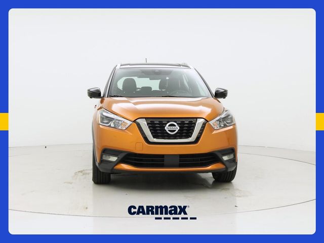 2020 Nissan Kicks SR
