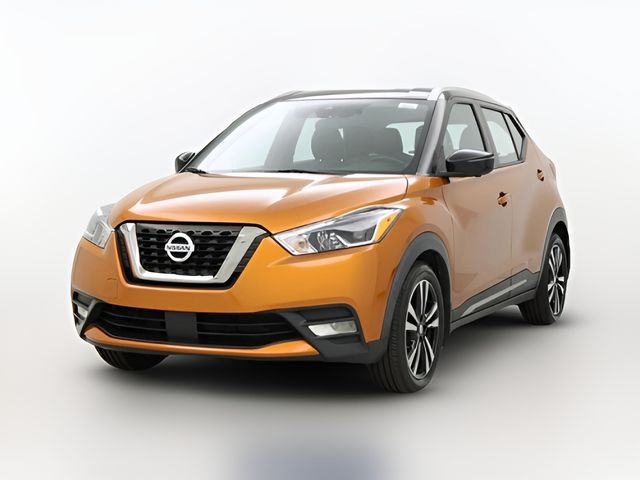 2020 Nissan Kicks SR