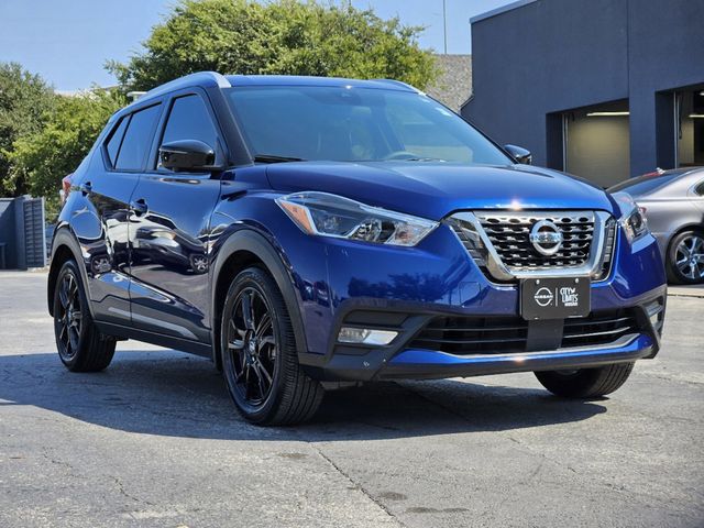 2020 Nissan Kicks SR