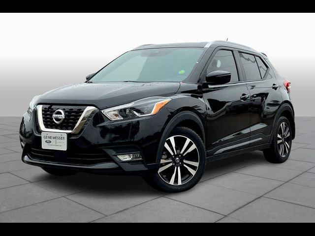 2020 Nissan Kicks SR