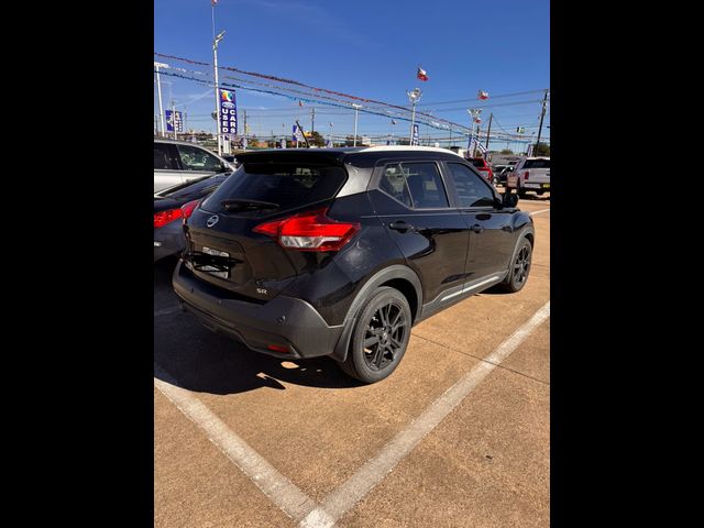 2020 Nissan Kicks SR