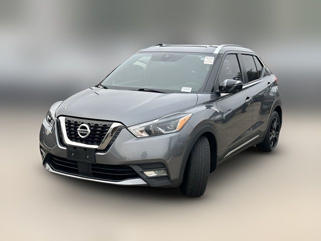 2020 Nissan Kicks SR