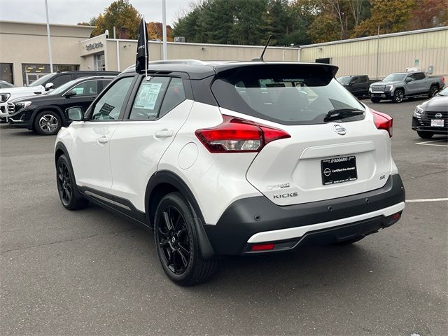 2020 Nissan Kicks SR