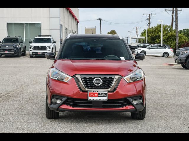 2020 Nissan Kicks SR