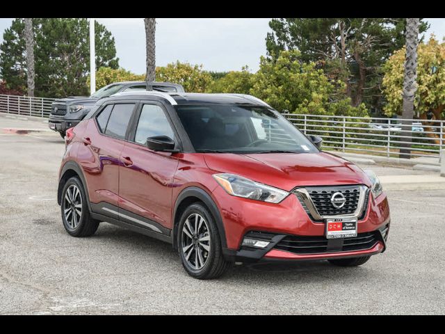 2020 Nissan Kicks SR