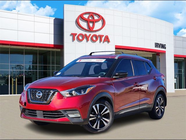 2020 Nissan Kicks SR