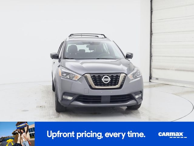 2020 Nissan Kicks SR