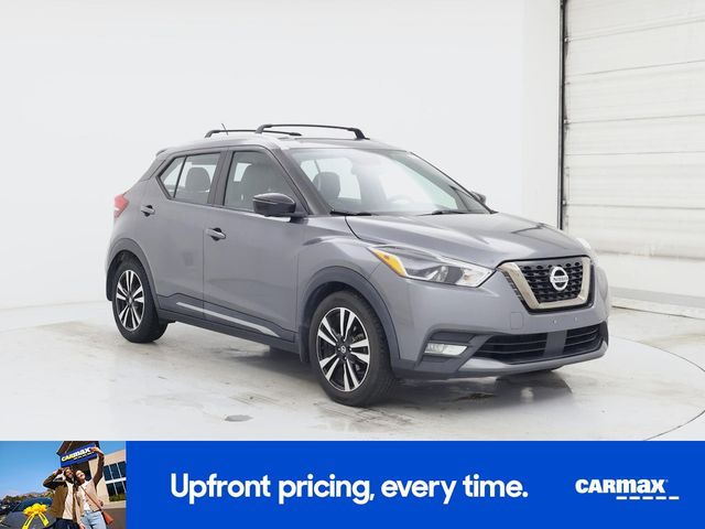 2020 Nissan Kicks SR