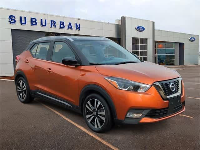 2020 Nissan Kicks SR