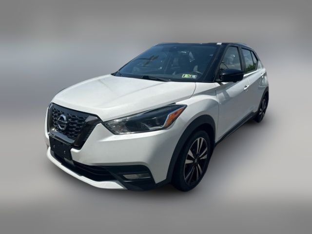 2020 Nissan Kicks SR
