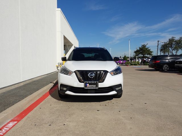 2020 Nissan Kicks SR