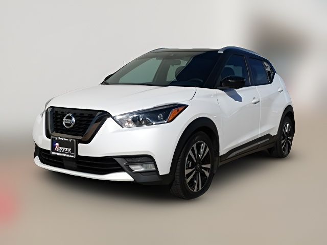 2020 Nissan Kicks SR