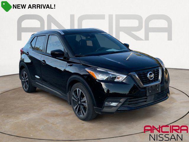 2020 Nissan Kicks SR