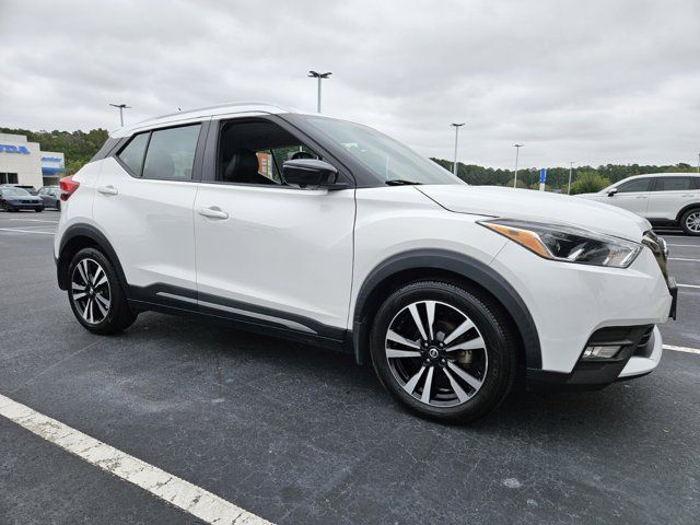 2020 Nissan Kicks SR