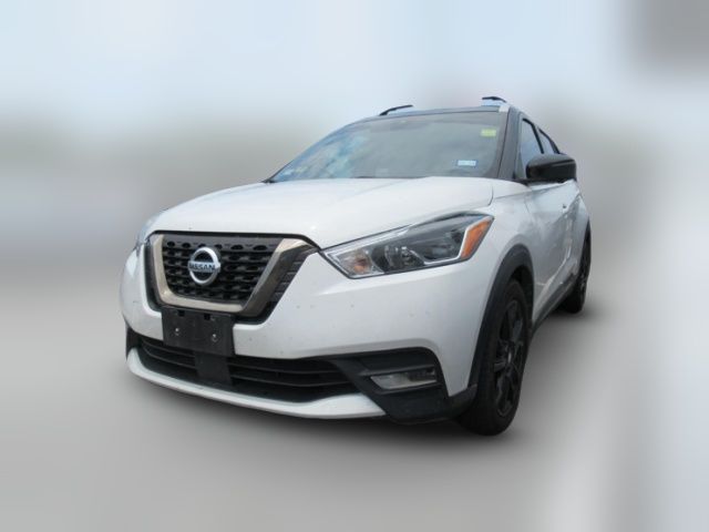 2020 Nissan Kicks SR