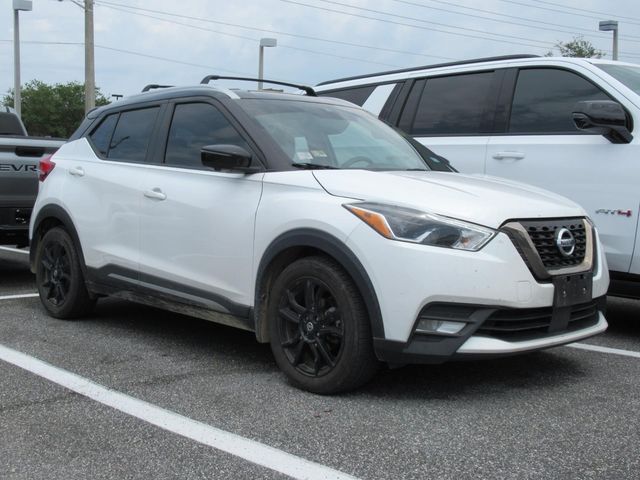 2020 Nissan Kicks SR