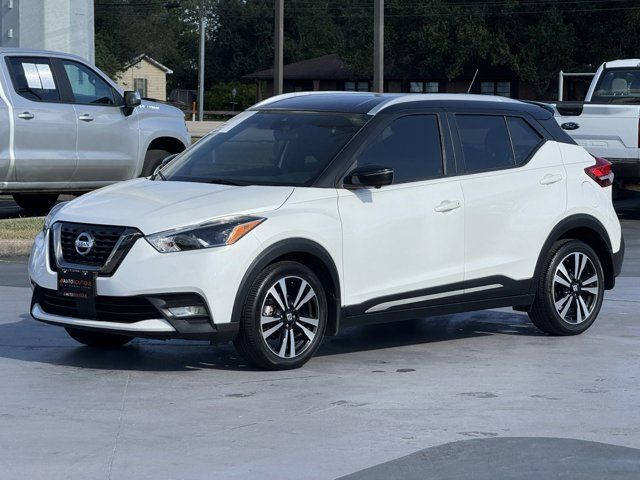 2020 Nissan Kicks SR