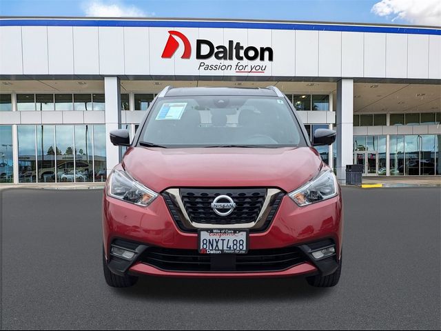 2020 Nissan Kicks SR