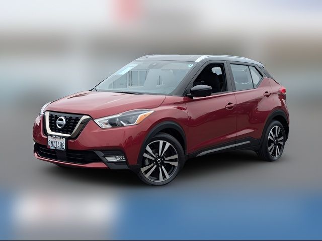 2020 Nissan Kicks SR