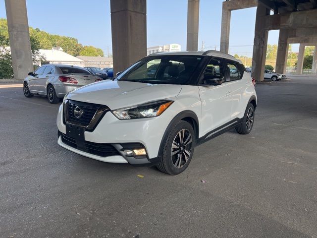 2020 Nissan Kicks SR