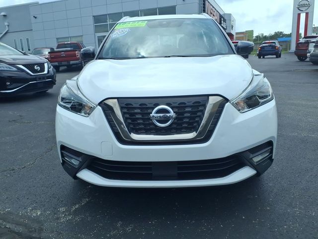 2020 Nissan Kicks SR
