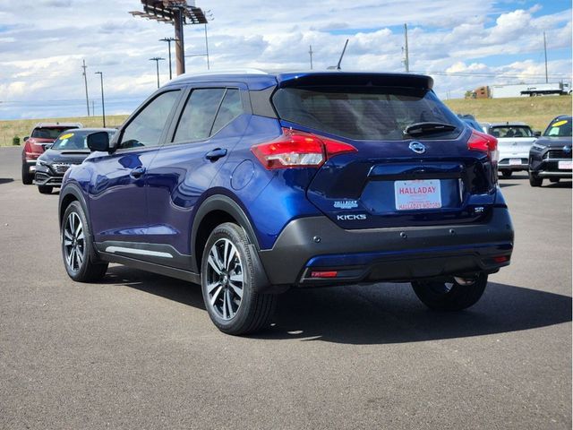 2020 Nissan Kicks SR