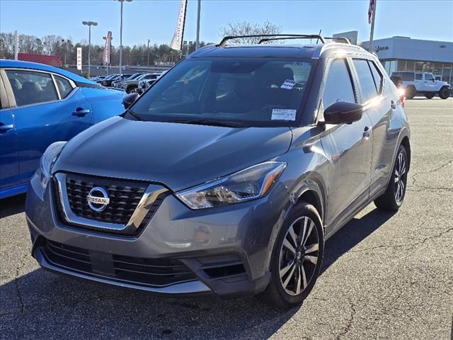 2020 Nissan Kicks SR