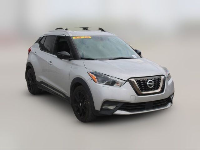2020 Nissan Kicks SR