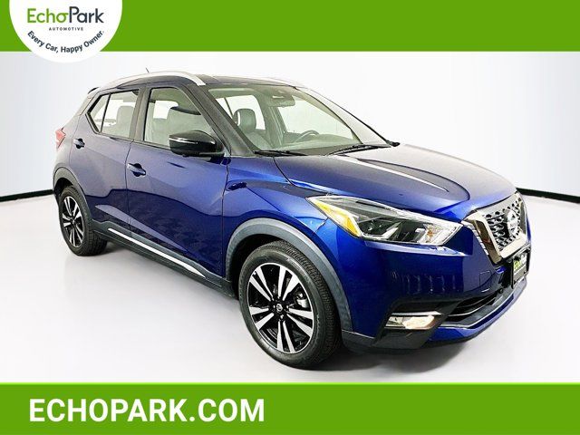 2020 Nissan Kicks SR