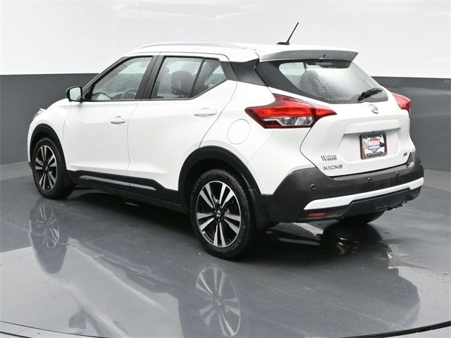 2020 Nissan Kicks SR