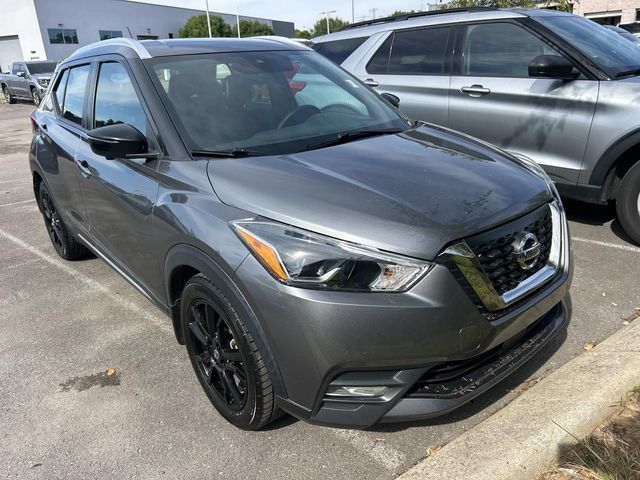 2020 Nissan Kicks SR
