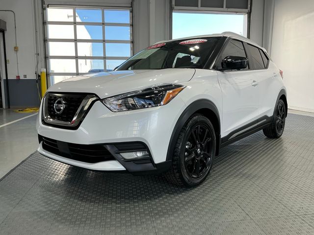 2020 Nissan Kicks SR