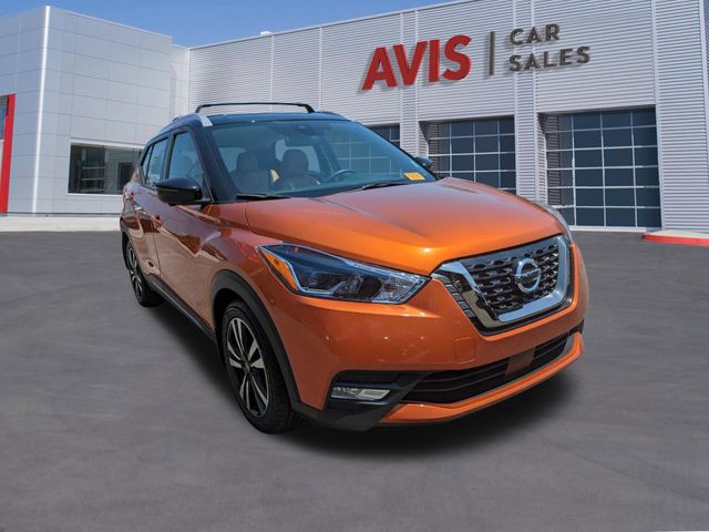 2020 Nissan Kicks SR