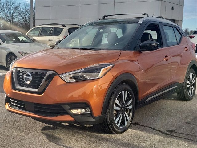 2020 Nissan Kicks SR