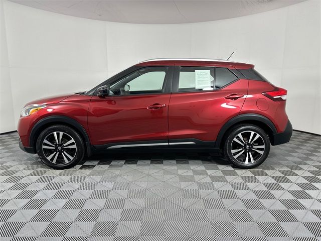 2020 Nissan Kicks SR